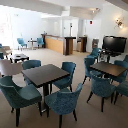 Ionis Apartman Fríni